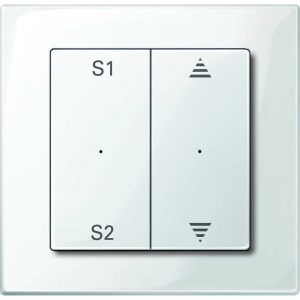Mit dem Haussteuerungssystem PlusLink ist es möglich, per Tastendruck unterschiedliche voreingestellte Lichtstimmungen abzurufen. (Bild: Merten GmbH)
