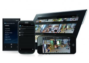 Die Ãberwachung kann in einem zentralen Raum oder mobil Ã¼ber Smartphone und Tablet erfolgen. (Bild: Milestone Systems)